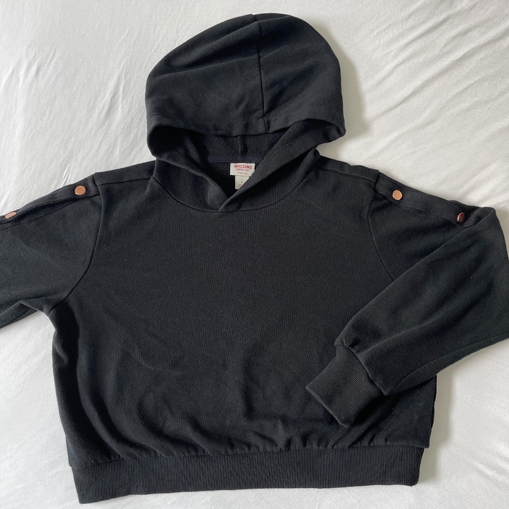 Cropped Black Pullover Hoodie